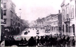 Richmond City Flood of 1886, Main Street between 13th and 15th